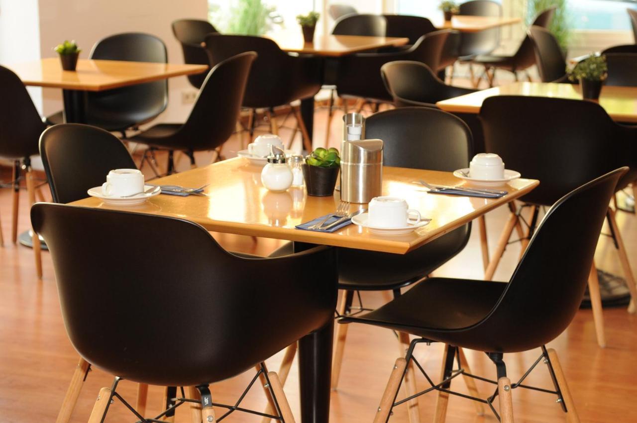 Hogh Hotel Heilbronn Bagian luar foto