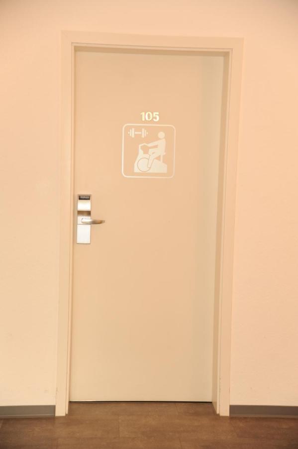 Hogh Hotel Heilbronn Bagian luar foto